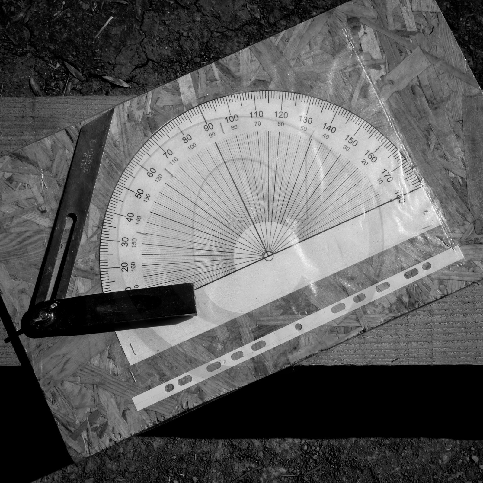 Permaculture - Construction d'une serre bioclimatique semi-enterrée