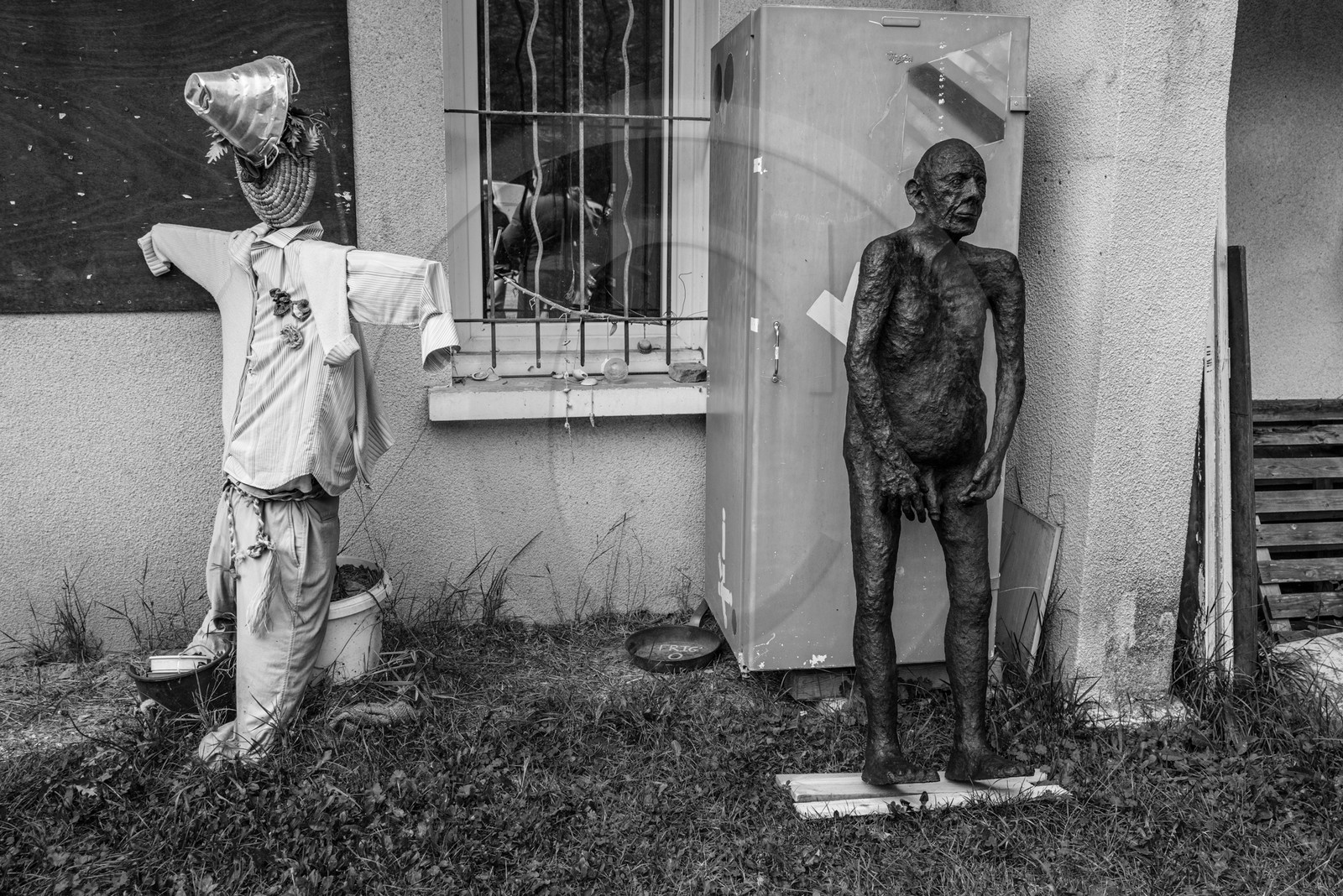 Exposition La forêt d'hommes, une création de Barbara Fougnon, artiste plasticienne Exposition La forêt d'hommes, une création de Barbara Fougnon, artiste plasticienne