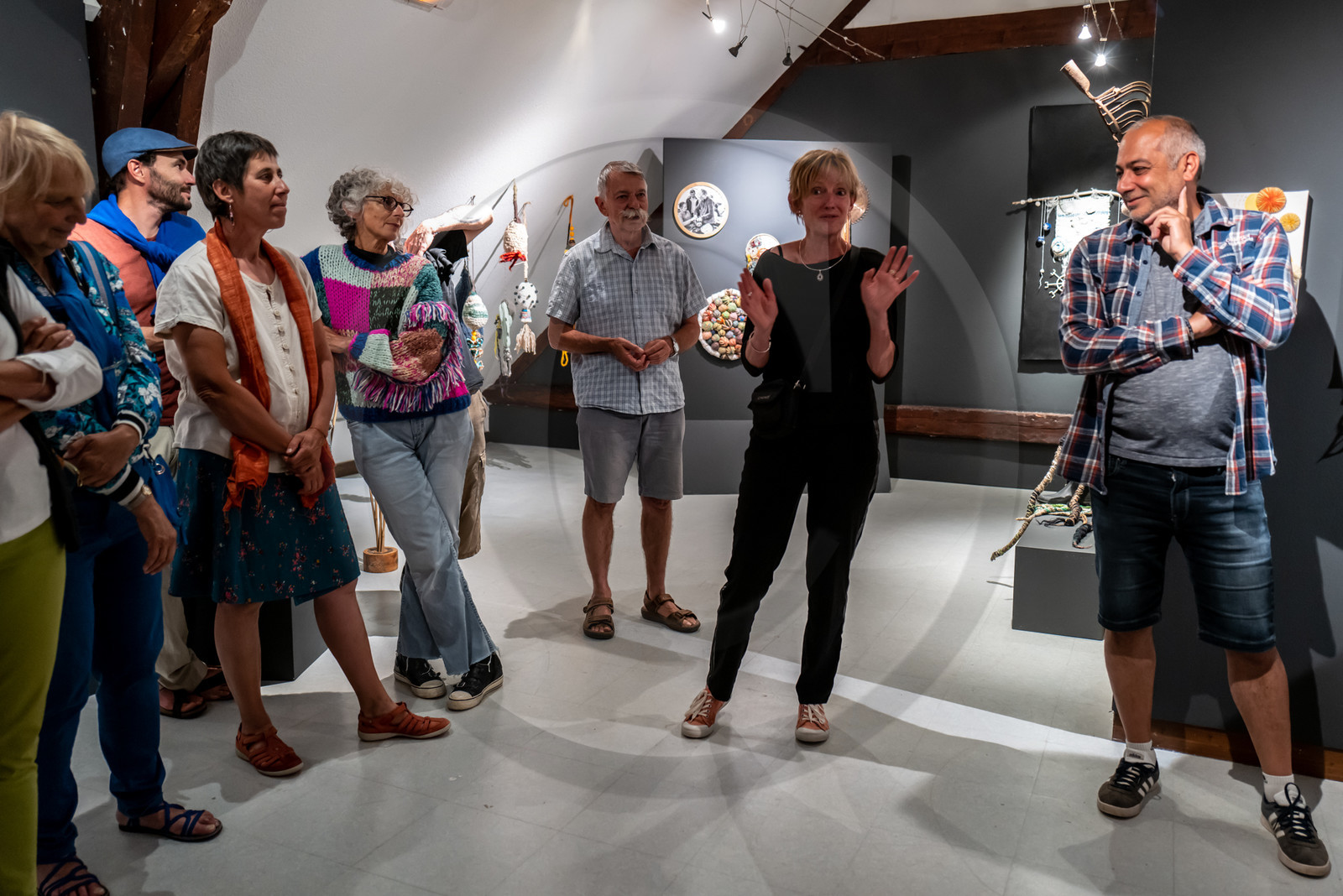 Exposition L comme laine, lien, lieu conçue par l'Ouort de Benevènt, sous la houlette de Claudine Meyer, artiste plasticienne, accompagnée de photographies de Denis Lebioda. Une proposition de la Communauté de Communes du Champsaur - Valgaudemar et de son service culturel. Exposition L comme laine, lien, lieu conçue par l'Ouort de Benevènt, sous la houlette de Claudine Meyer, artiste plasticienne, accompagnée de photographies de Denis Lebioda. Une proposition de la Communauté de Communes du Champsaur - Valgaudemar et de son service culturel.