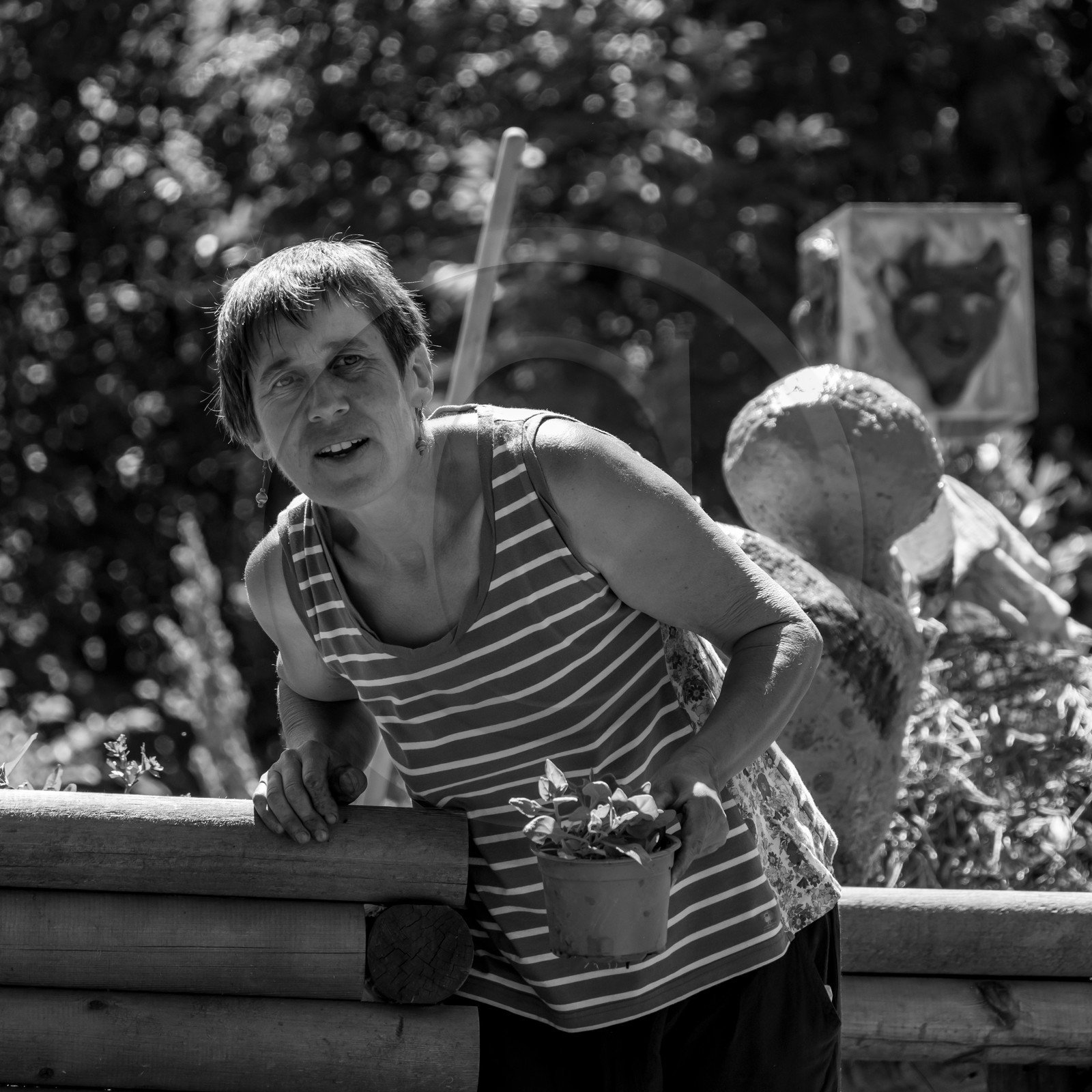 30 juin 2021 : Jardinage, jeux de cartes, masques