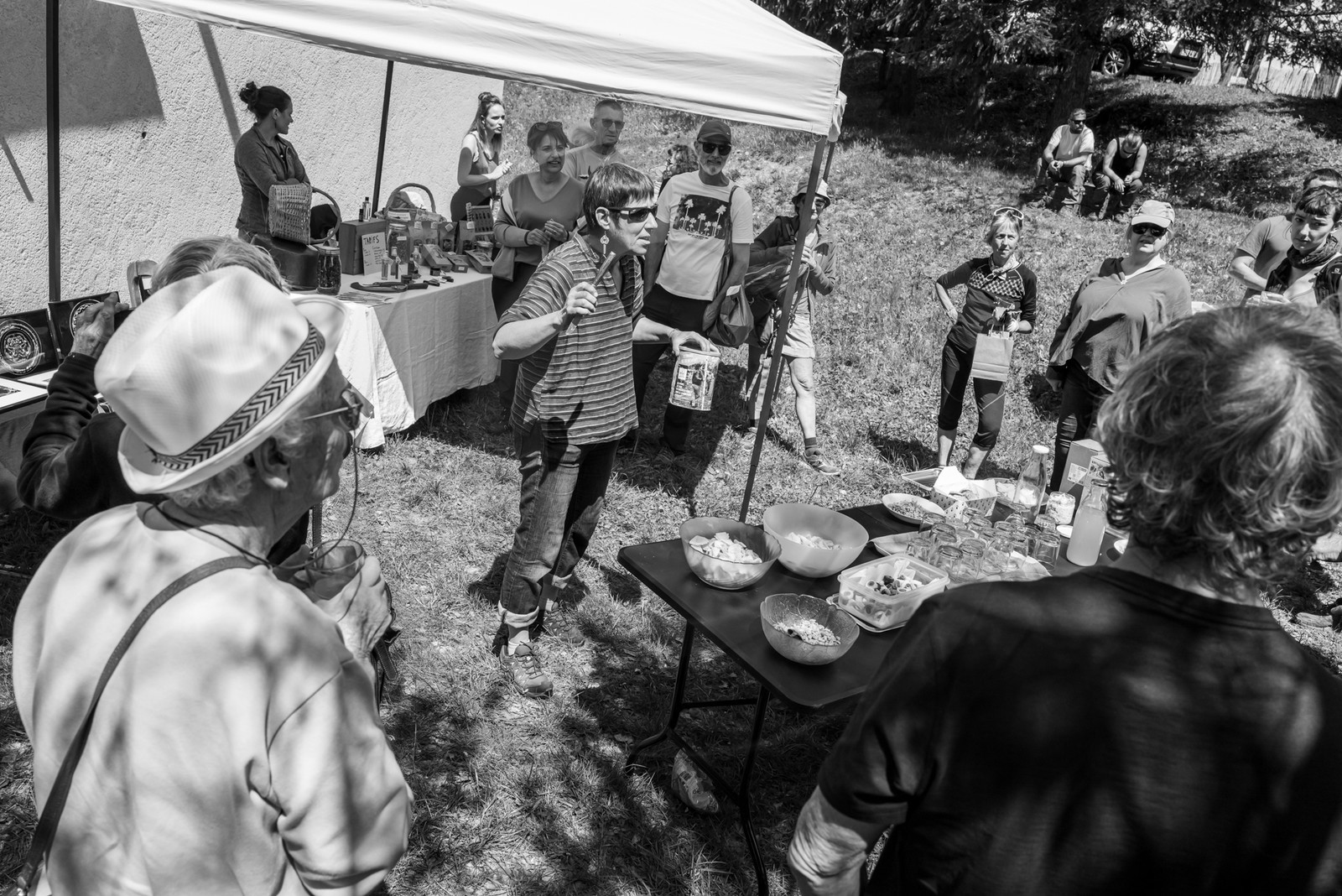 12 mai 2024 : vide-jardin et marché de créateurs