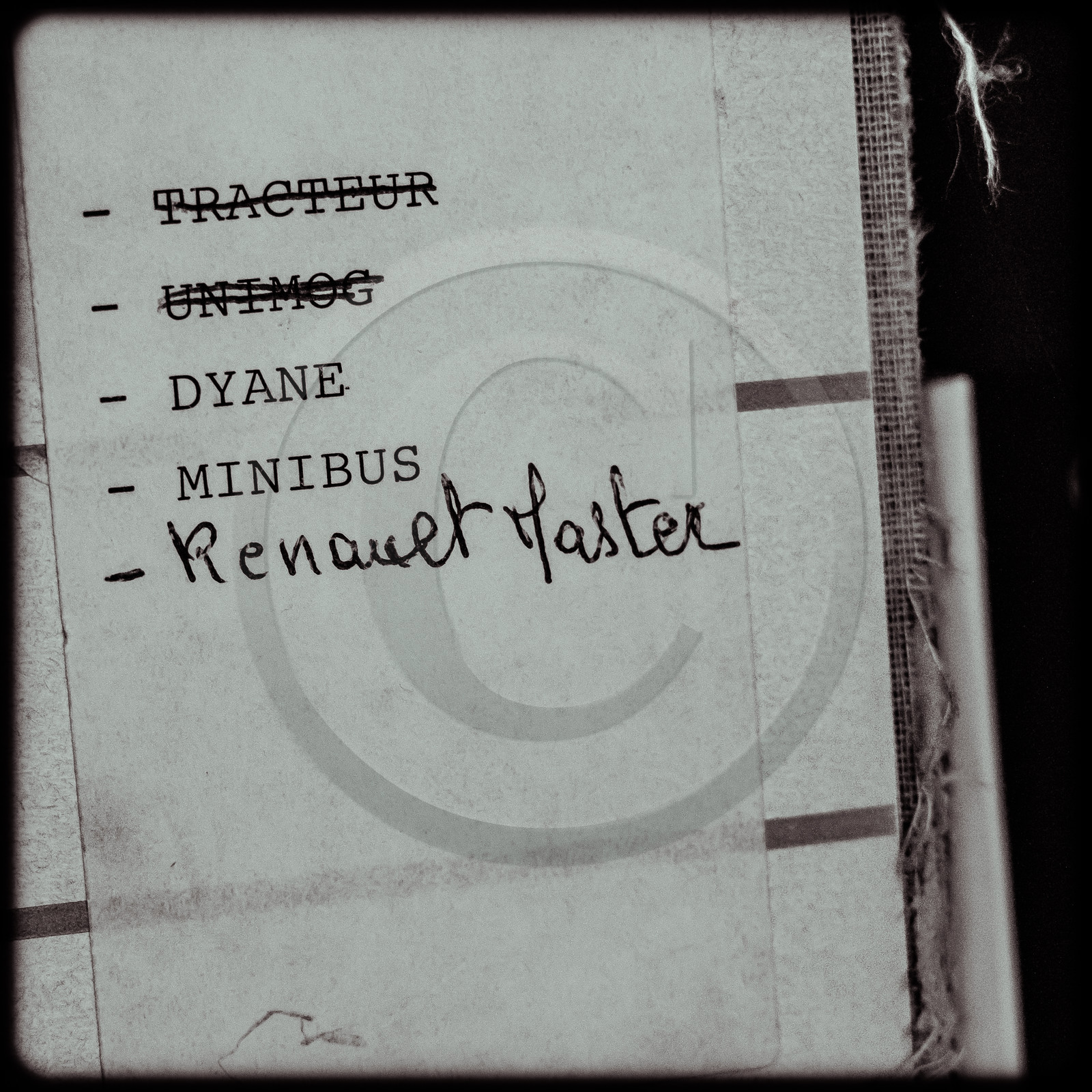 Ancienne mairie de Bénévent-et-Charbillac (05)