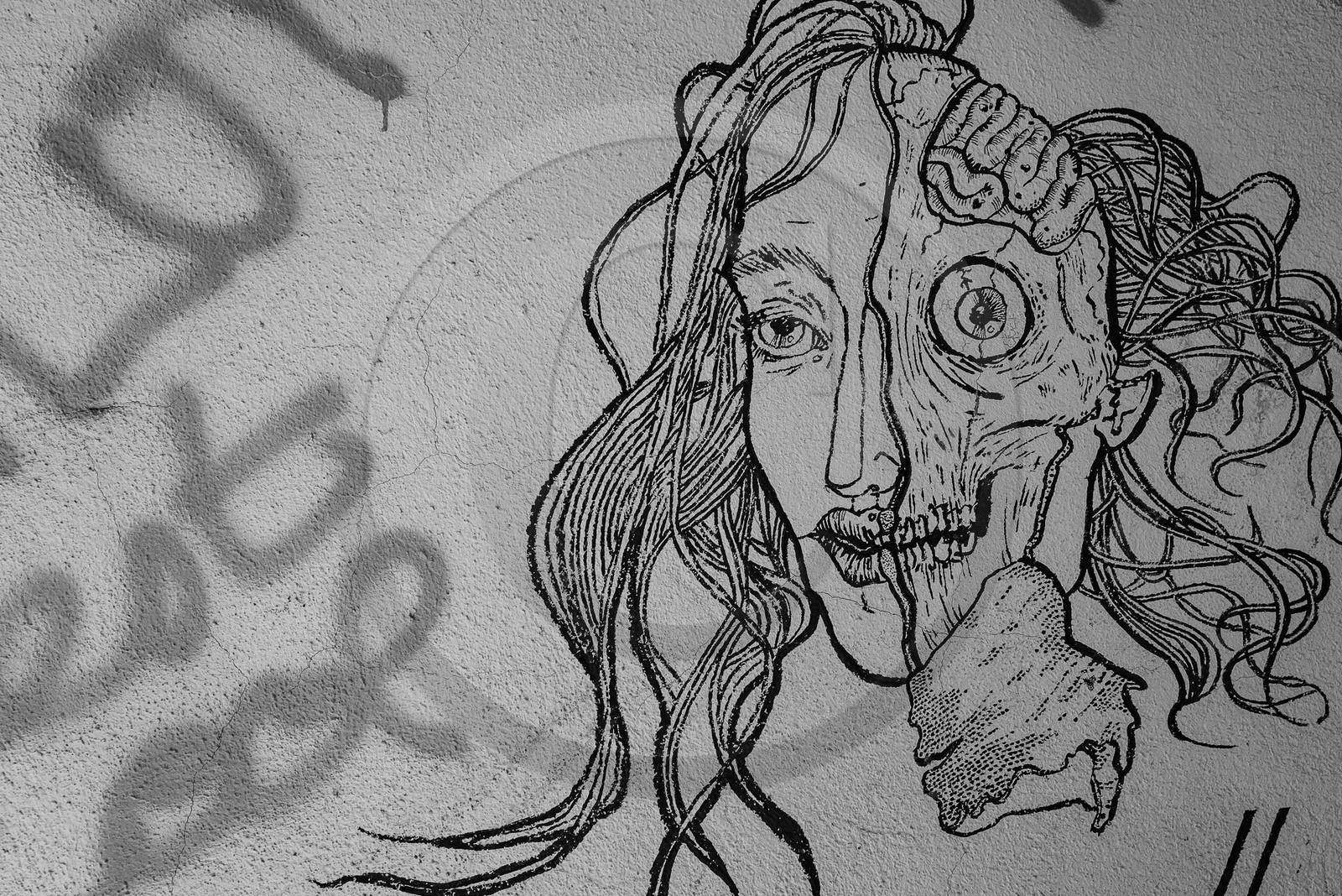 La Piscine de St Léger les Mélèzes