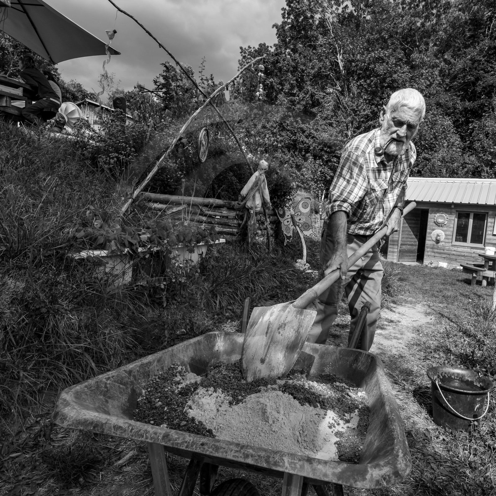 08 septembre 2021 : des jeux et des aménagements au jardin 08 septembre 2021 : des jeux et des aménagements au jardin