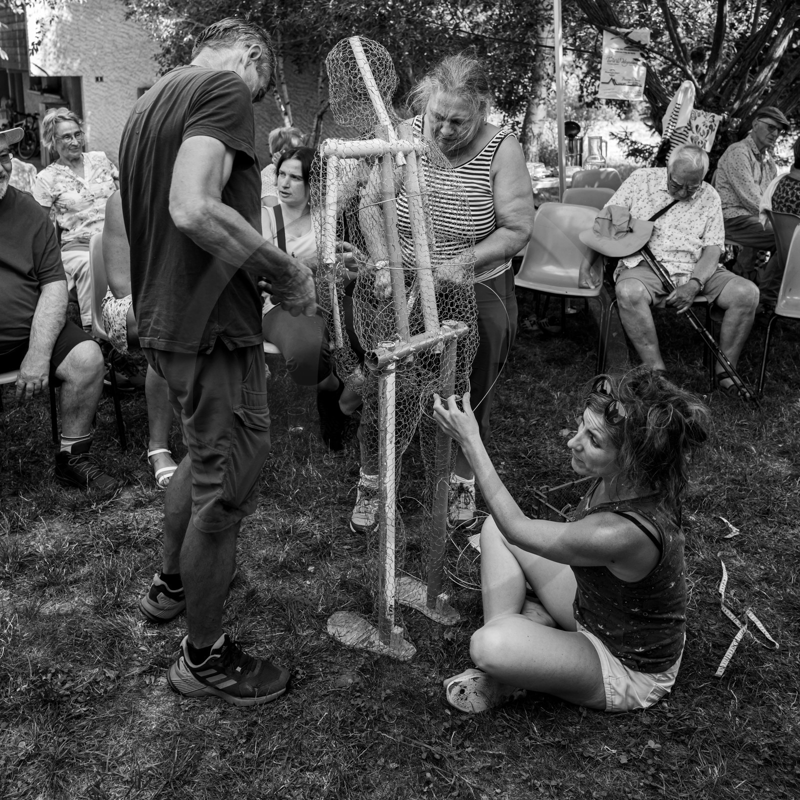 Conception et fabrication de Marcel Joli Coeur l'homme de l'Ouort, avec Barbara Fougnon, artiste plasticienne, dans le cadre de son projet de forêt d'hommes
