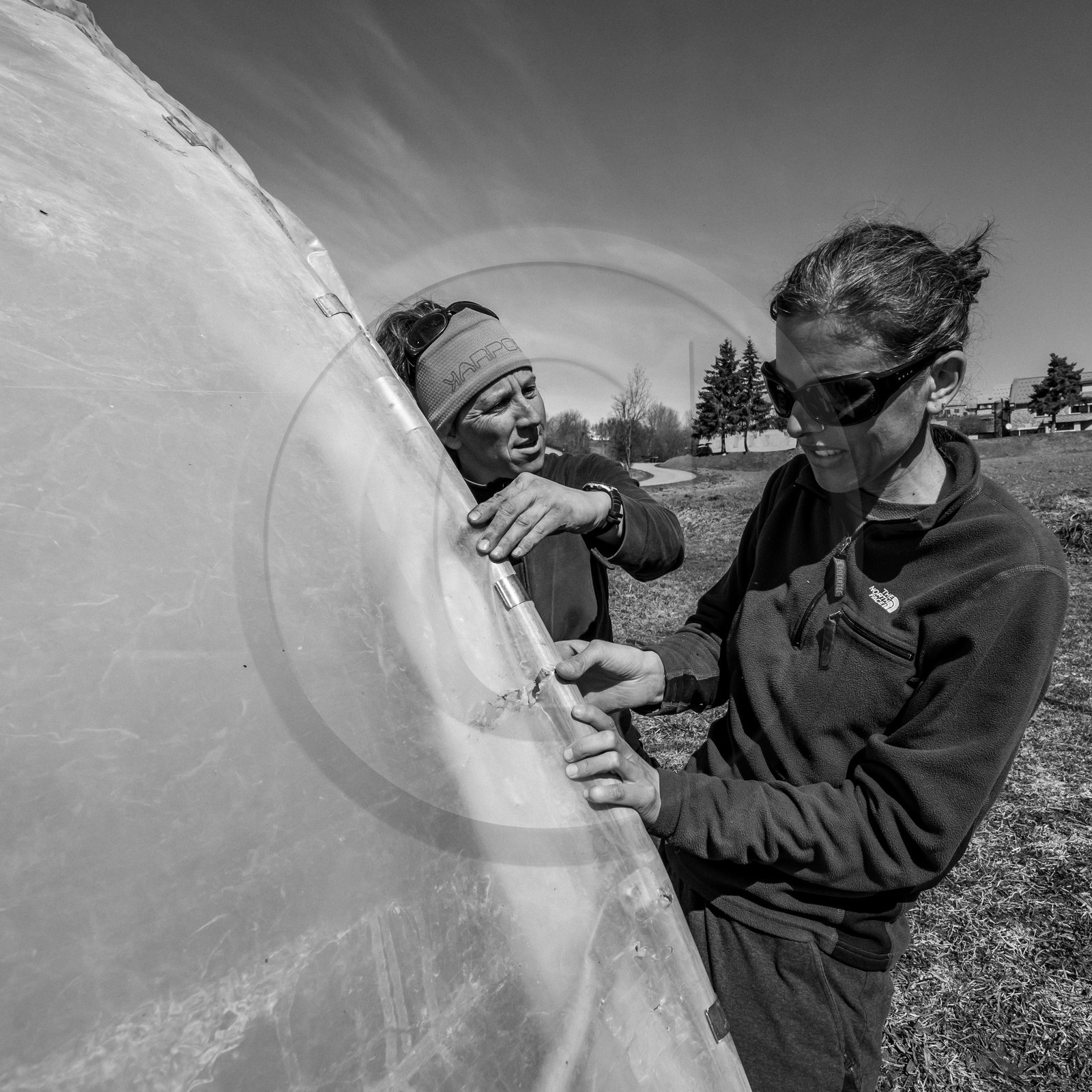 Montage de serres tunnel Montage de serres tunnel