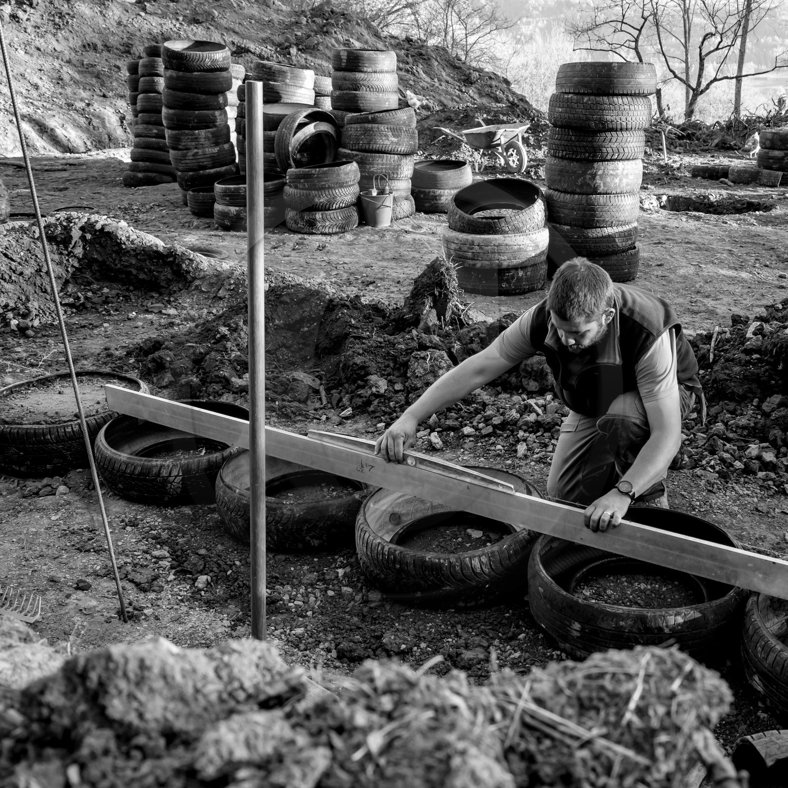 Permaculture - Construction d'une serre bioclimatique semi-enterrée