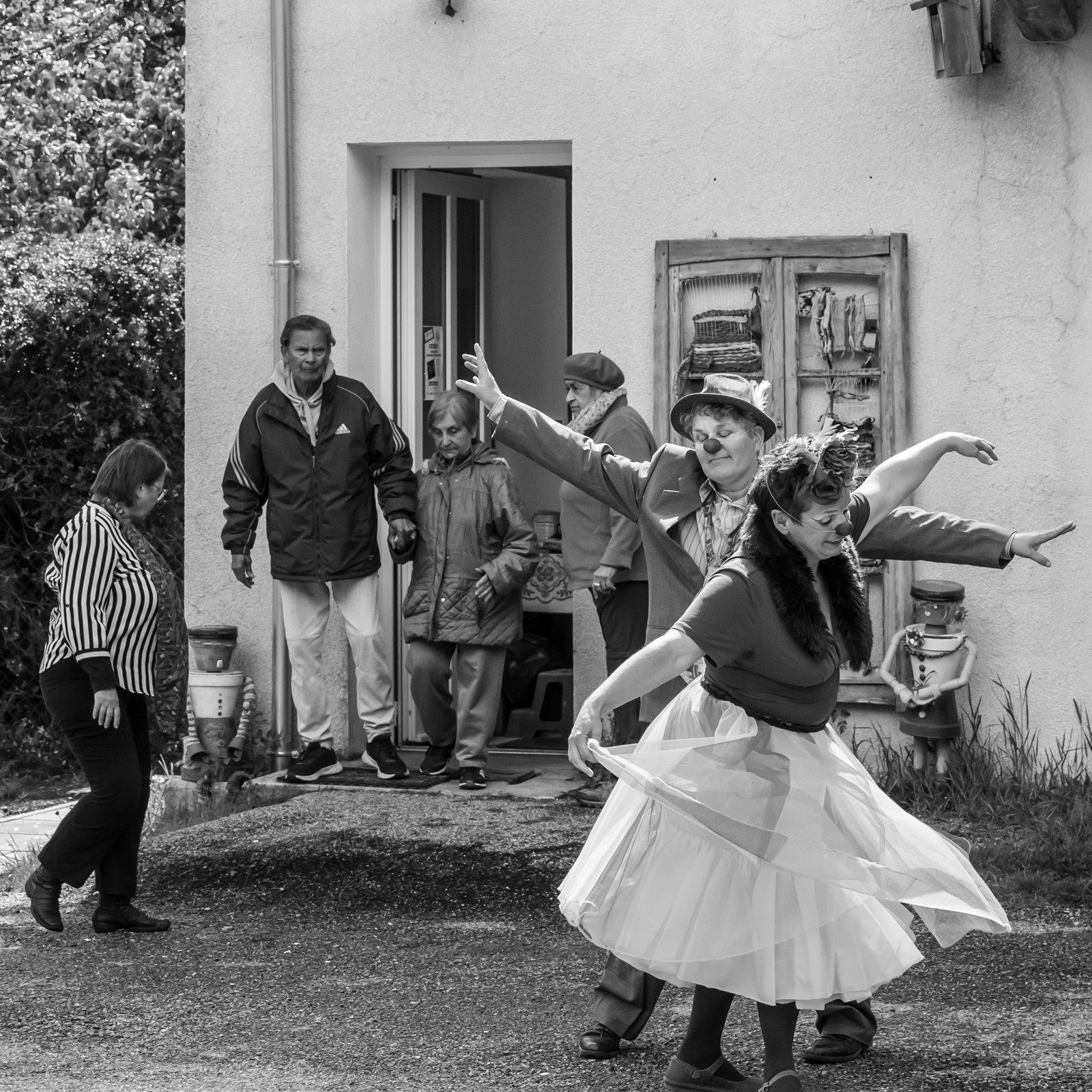07 mai 2025 : Des clowns à l'Ouort