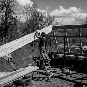 Permaculture - Construction d'une serre bioclimatique semi-enterrée