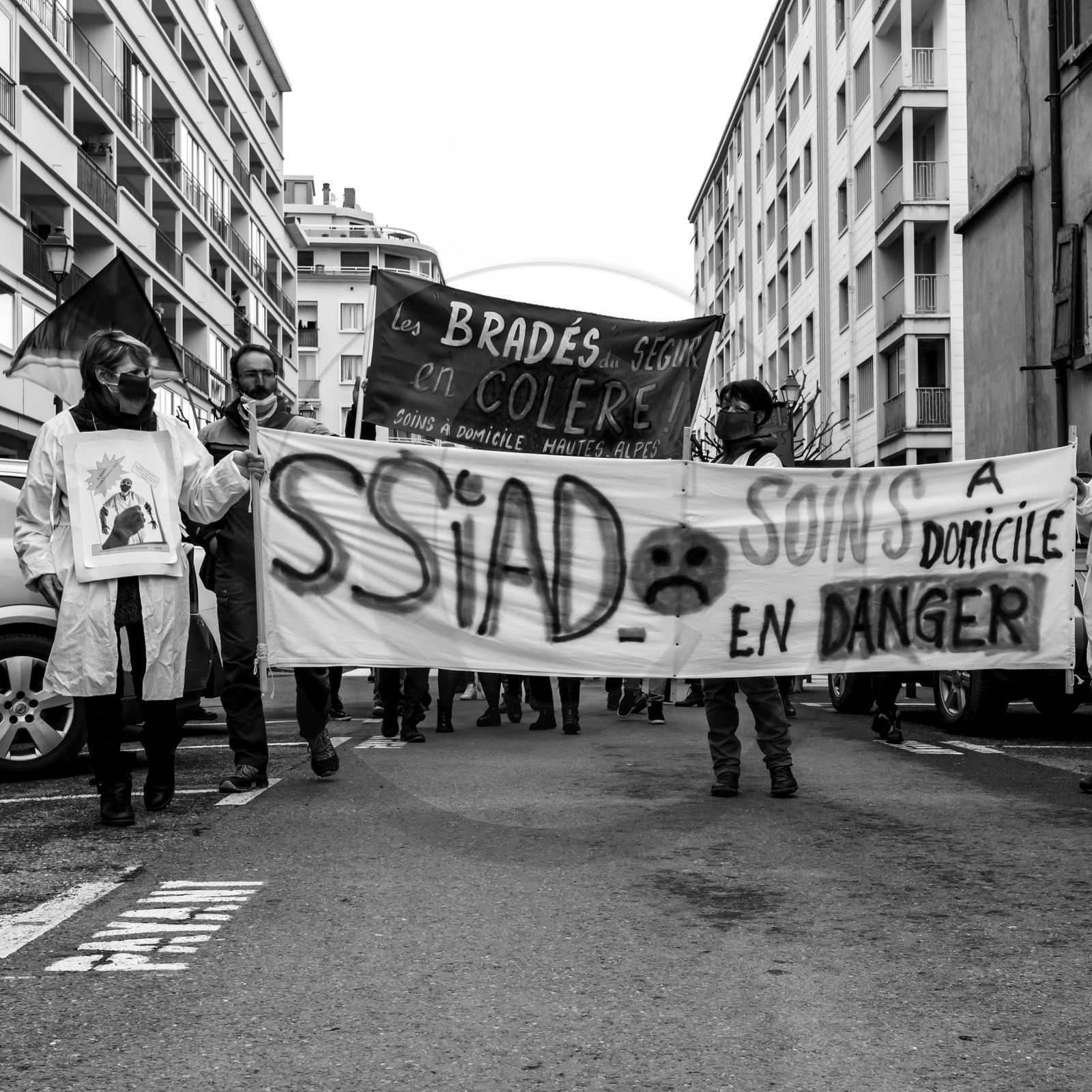 04 février 2021 à Gap (Hautes-Alpes) : Manifestation des soignants oubliés du Ségur de la santé. 04 février 2021 à Gap (Hautes-Alpes) : Manifestation des soignants oubliés du Ségur de la santé.