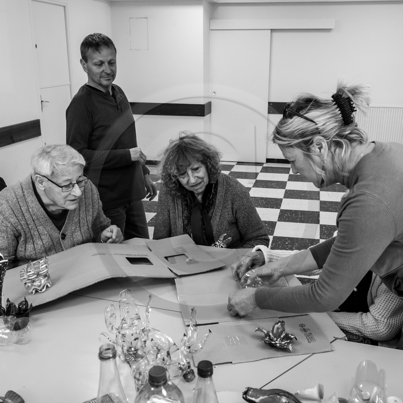 15 mai 2019 : création de fleurs en plastique 15 mai 2019 : création de fleurs en plastique