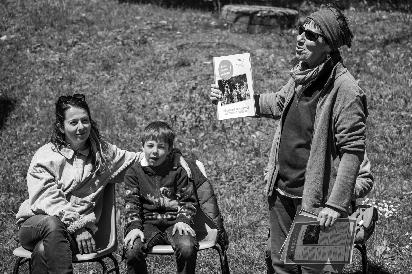 08 mai 2024 : Jeanne Alcaraz, cheffe de choeur, de retour à l'Ouort après la belle aventure 2023 où elle avait animé une chorale participative. 08 mai 2024 : Jeanne Alcaraz, cheffe de choeur, de retour à l'Ouort après la belle aventure 2023 où elle avait animé une chorale participative.