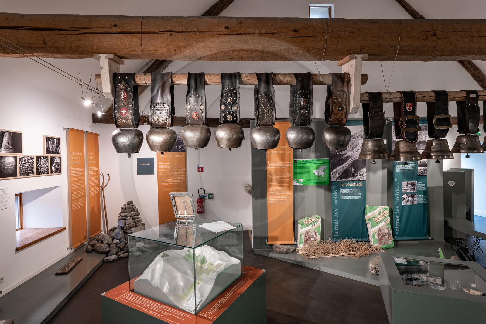 Expositions à la maison du Berger - Champoléon Expositions à la maison du Berger - Champoléon