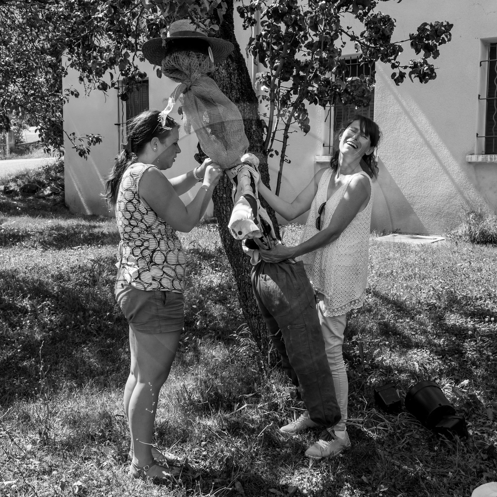 21 juin 2017 - Installation des épouvantails