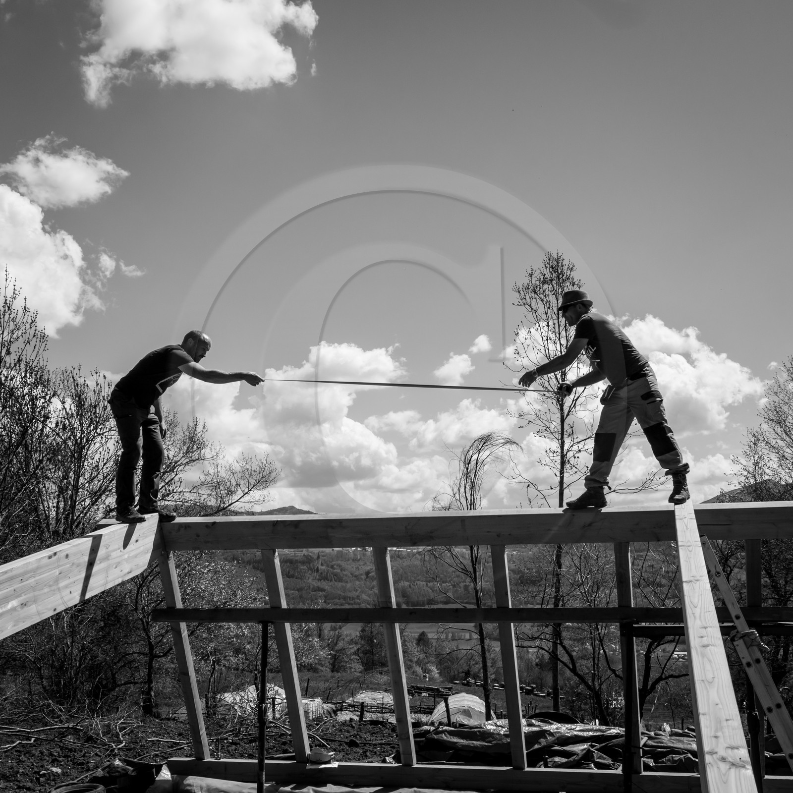Permaculture - Construction d'une serre bioclimatique semi-enterrée