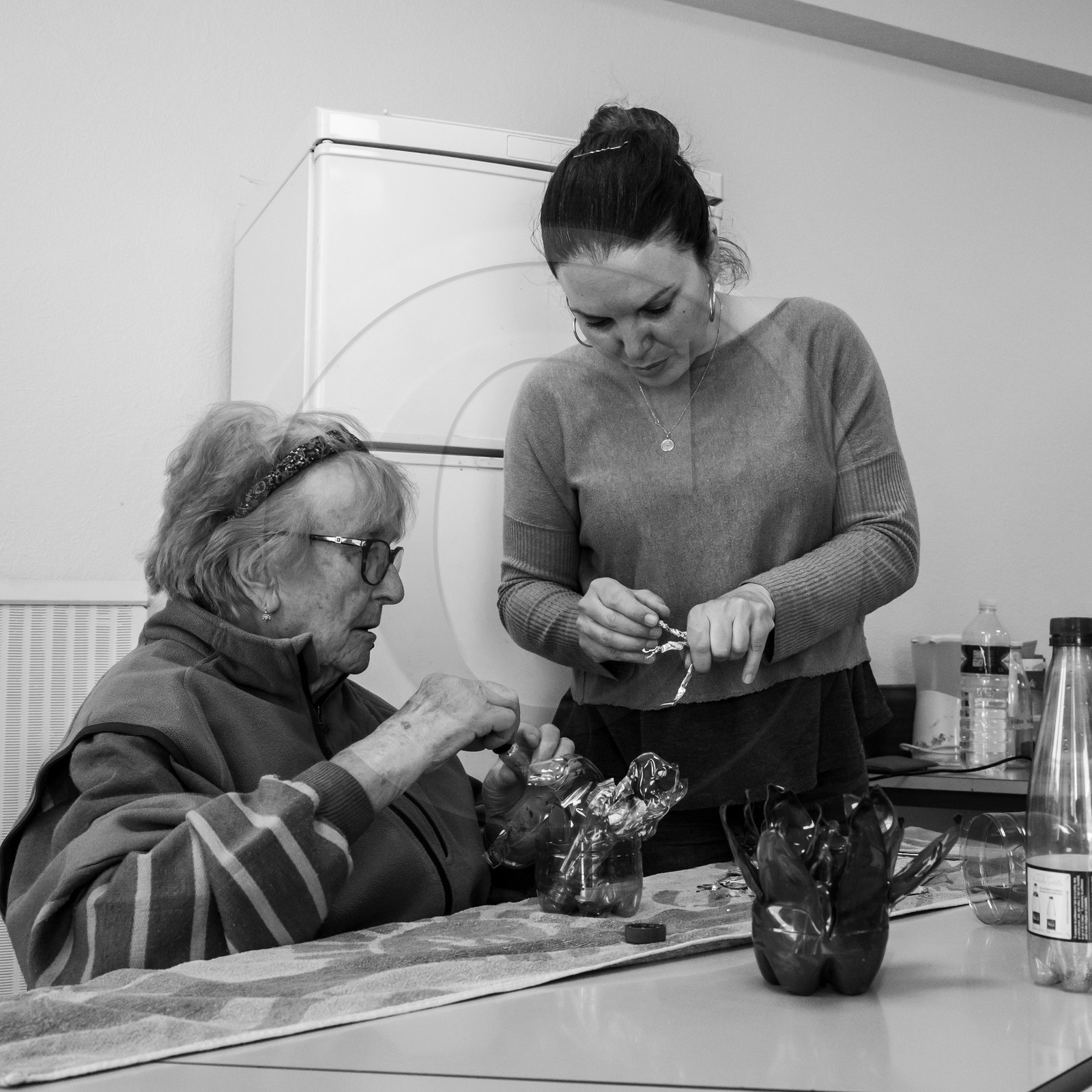 15 mai 2019 : création de fleurs en plastique 15 mai 2019 : création de fleurs en plastique