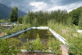 La Piscine de St Léger les Mélèzes