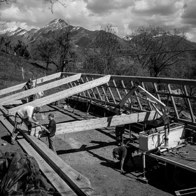 Permaculture - Construction d'une serre bioclimatique semi-enterrée