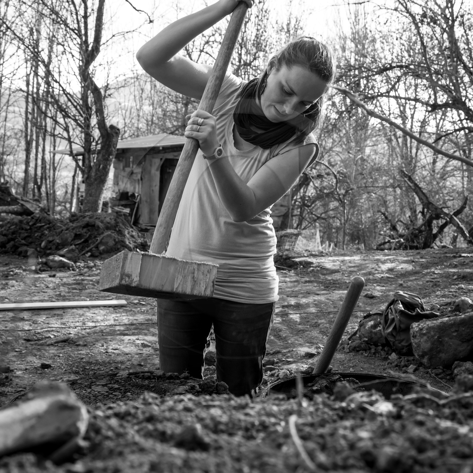 Permaculture - Construction d'une serre bioclimatique semi-enterrée