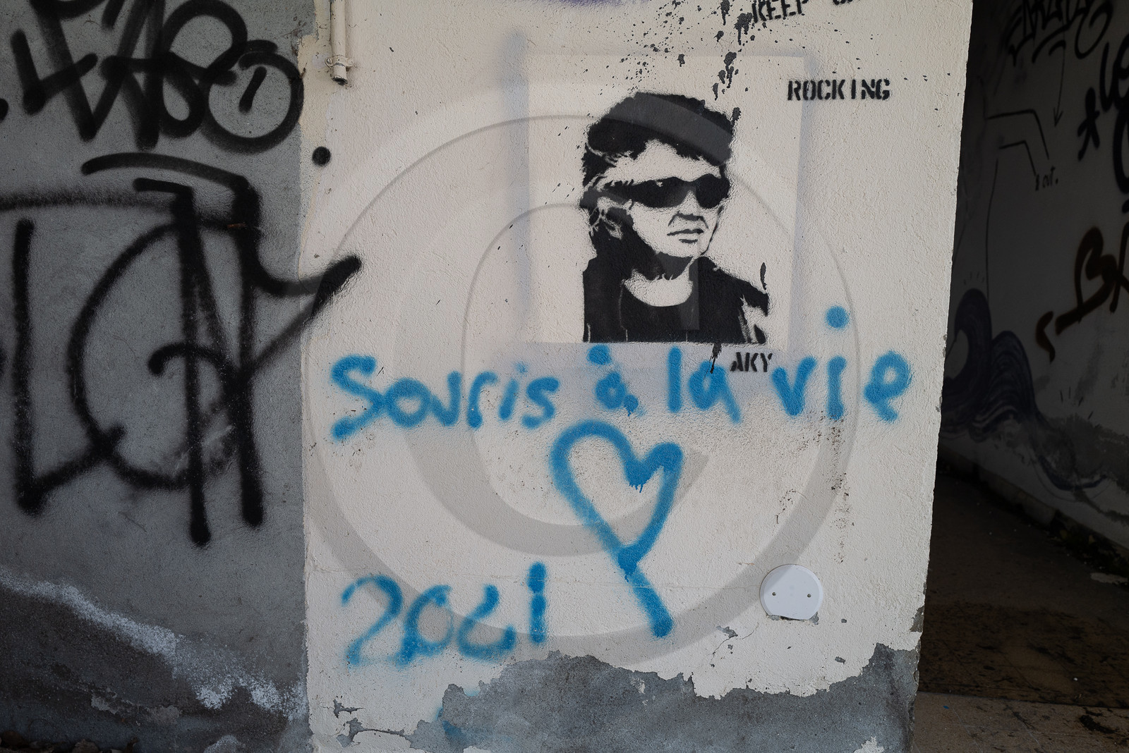 La Piscine de St Léger les Mélèzes La Piscine de St Léger les Mélèzes