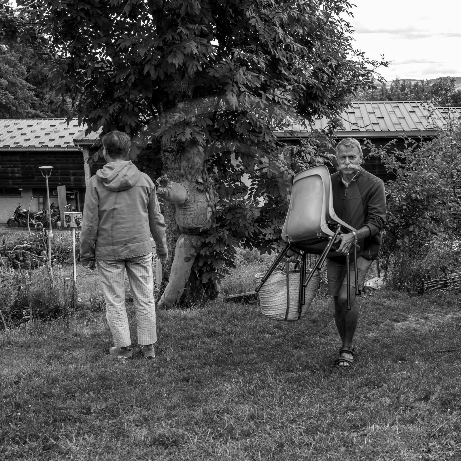 14 juillet 2021 : De la terre et des masques 14 juillet 2021 : De la terre et des masques