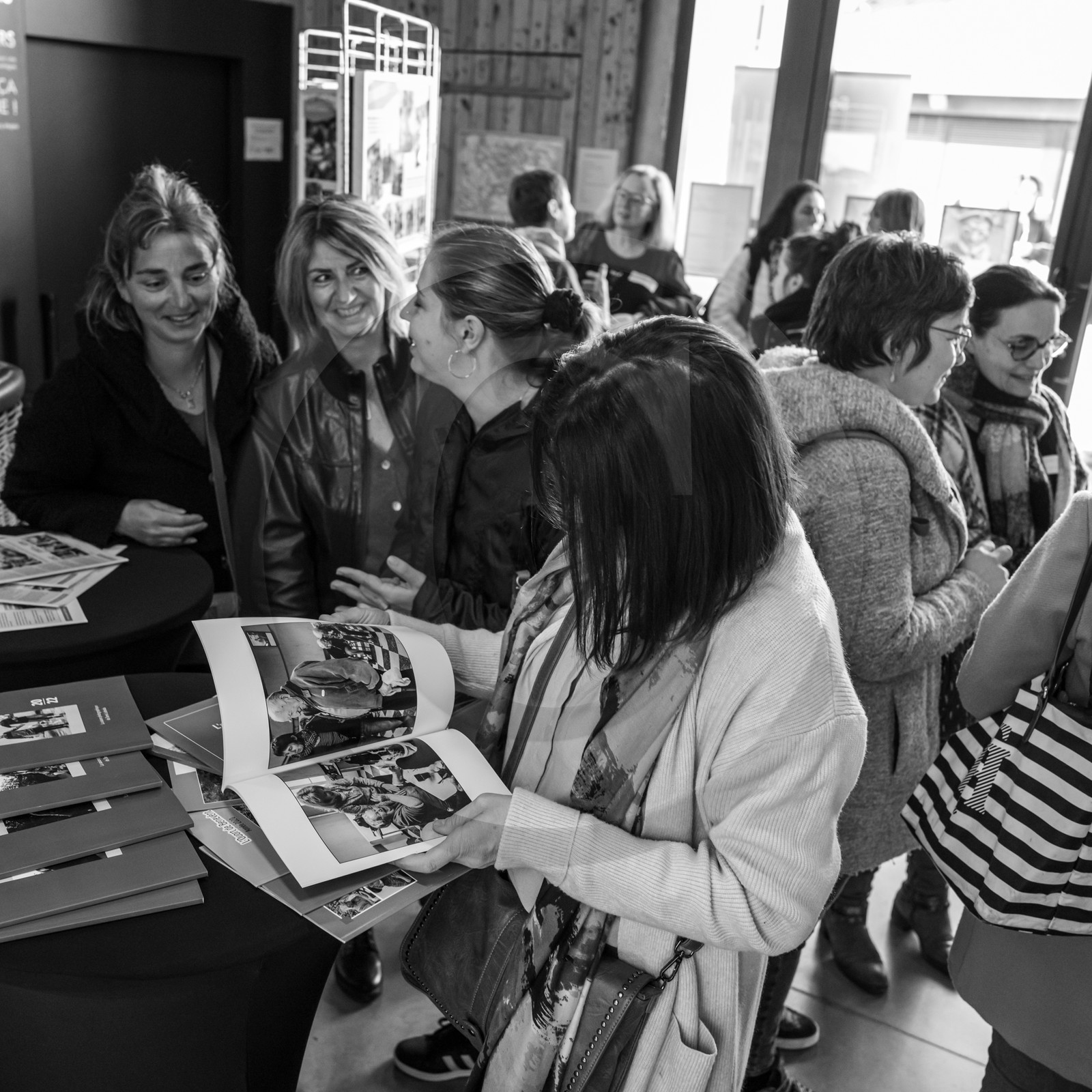 Un autre regard sur la vieillesse : une journée organisée par le Département des Hautes-Alpes à la Cinémathèque d'images de montagne à Gap. Conférences, témoignages, expositions, échanges.