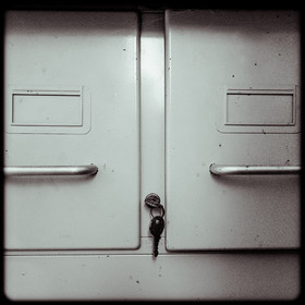 Ancienne mairie de Bénévent-et-Charbillac (05)