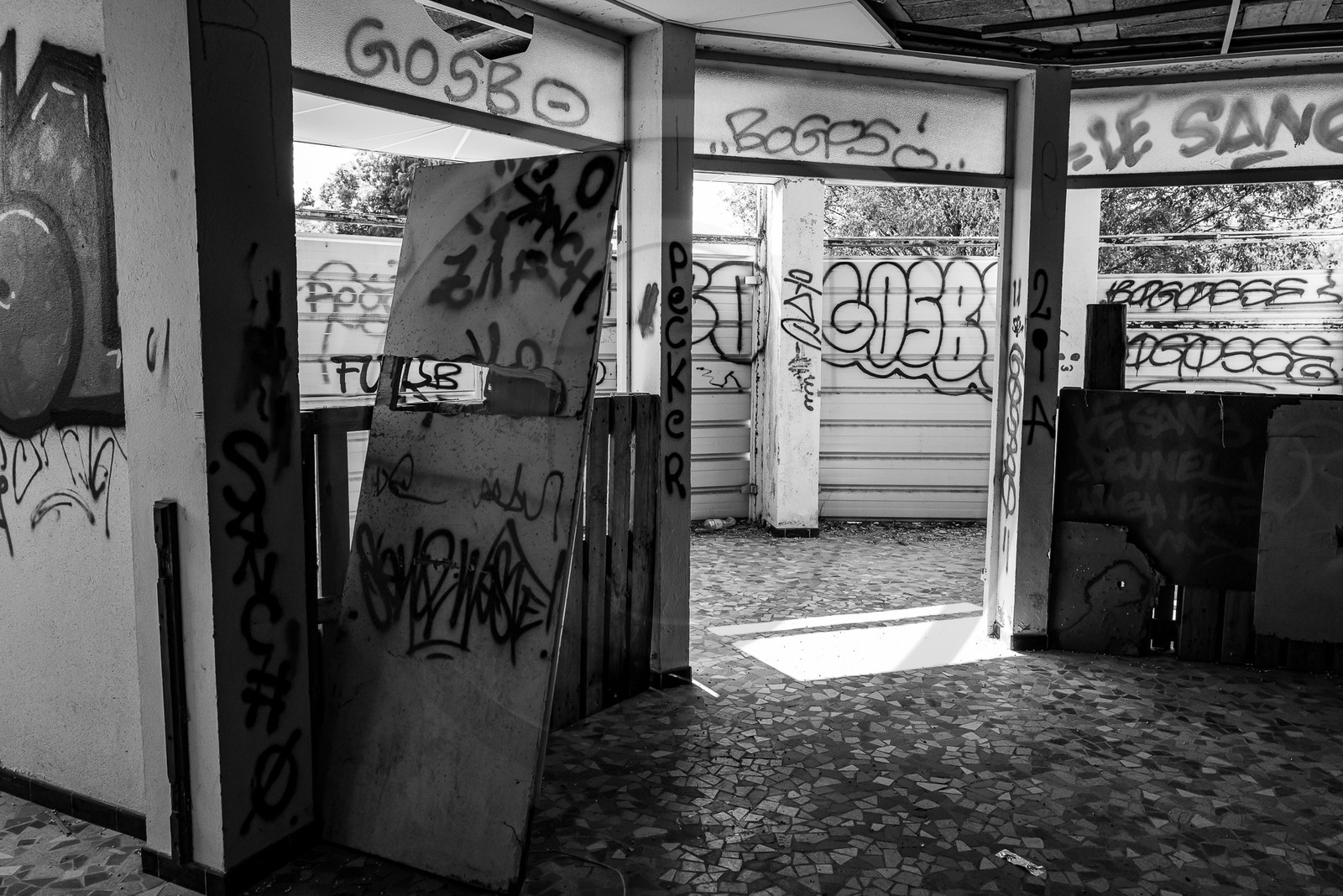 La Piscine de St Léger les Mélèzes La Piscine de St Léger les Mélèzes